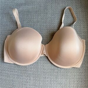 Maidenform Cream Seamless Bra with Underwire Support